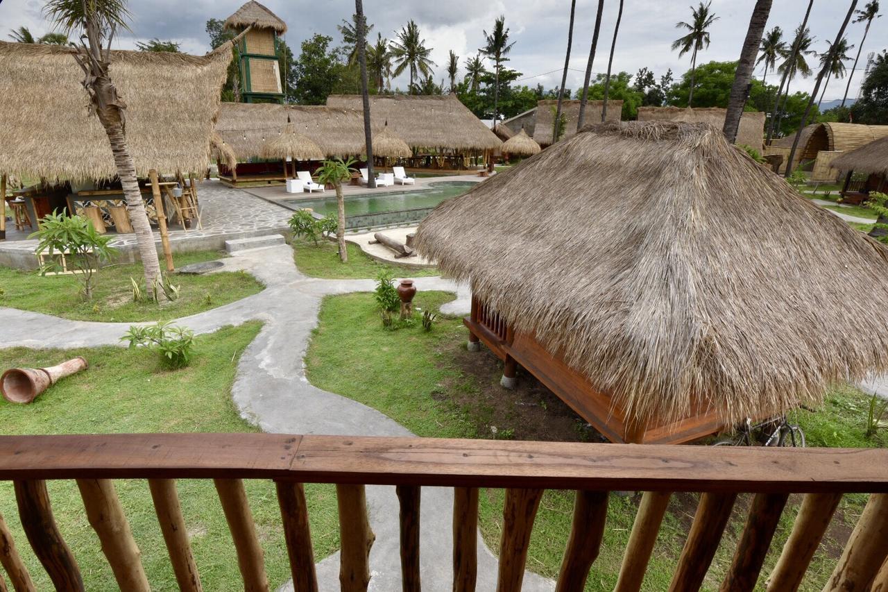 Beranda Ecolodge กิลิไอร์ ภายนอก รูปภาพ